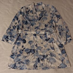 Secret Treasures Blue and White Floral Robe